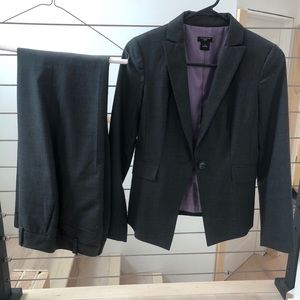 Gray Ann Taylor Pant Suit